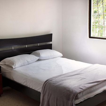 Apartamentos Limonar Кали Экстерьер фото