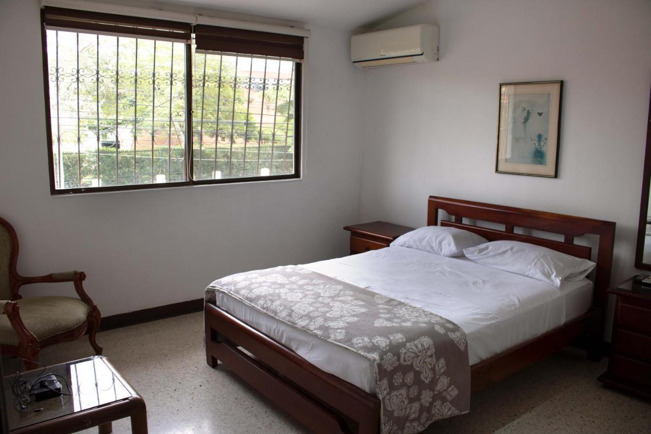 Apartamentos Limonar Кали Экстерьер фото